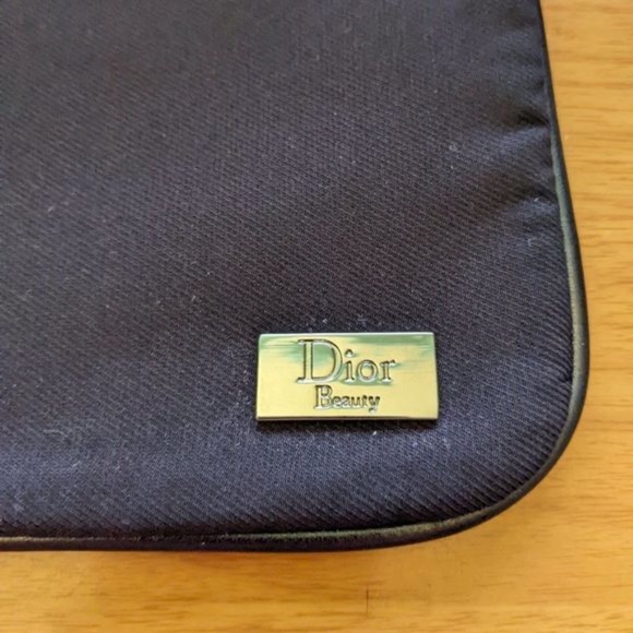 Christian Dior Cosmetic Bag #1💥PRICE DROP💥 - Picture 3 of 4